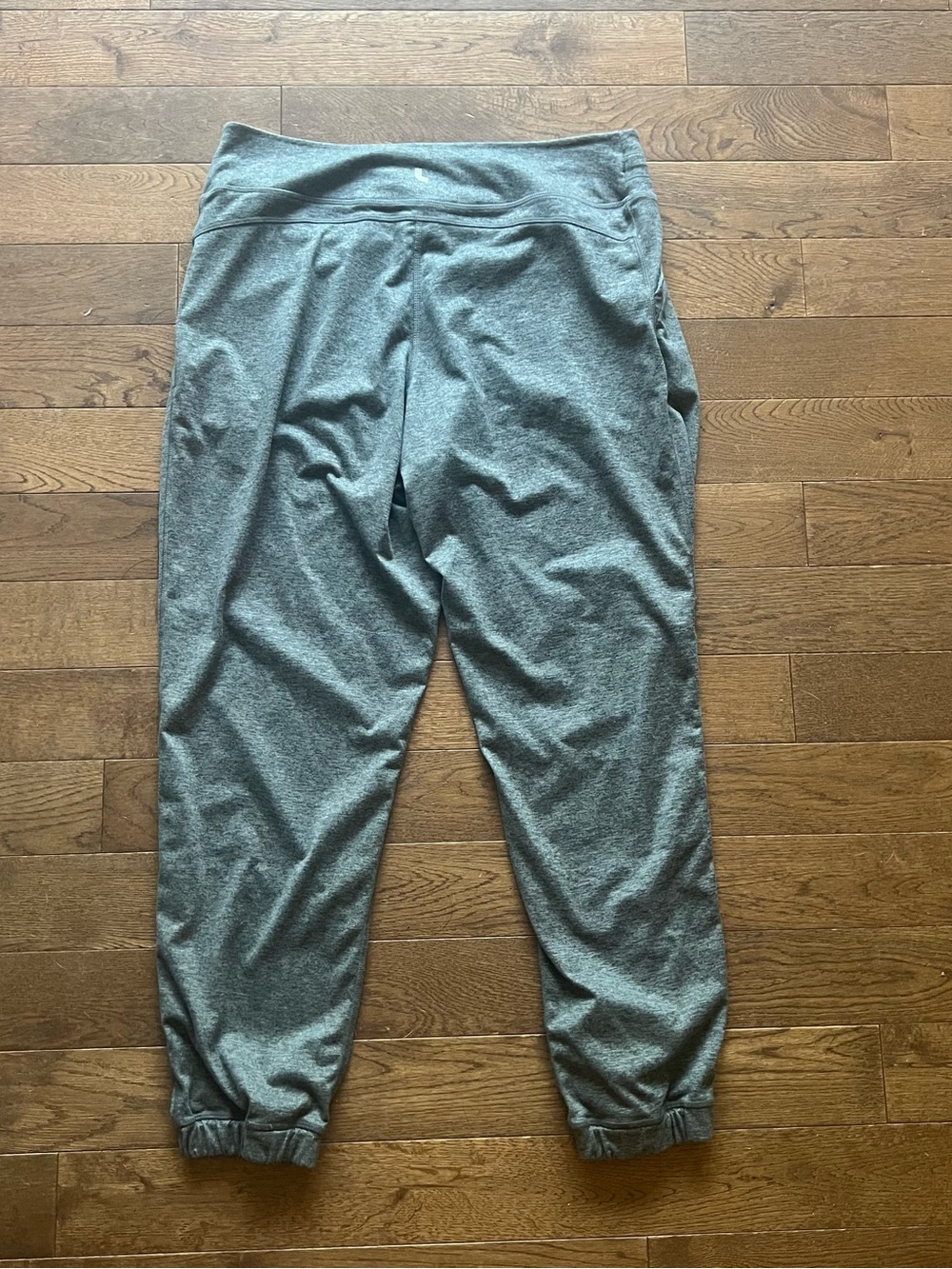 Lole Joggers - Picture 4 of 11